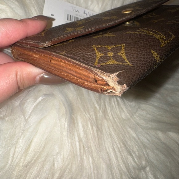 Louis Vuitton Monogram Brown Wallet - Picture 5 of 7